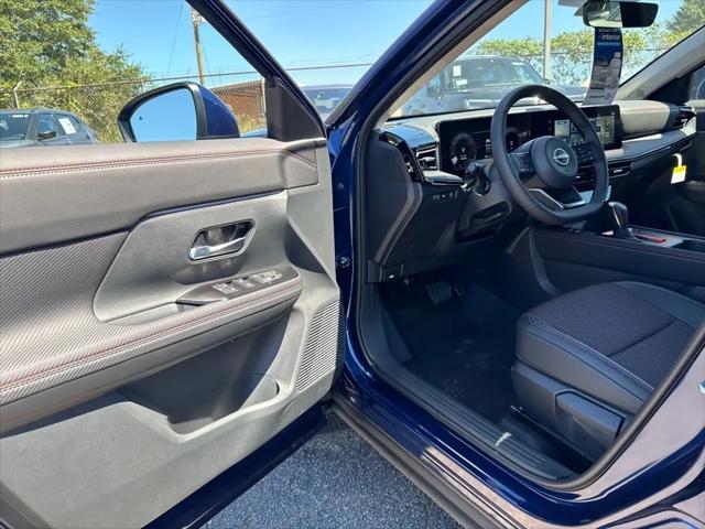 2025 Nissan Kicks SR FWD