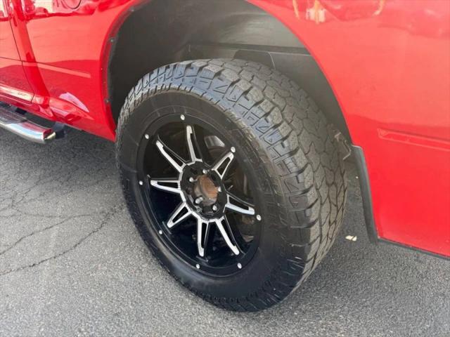 2017 Ram 1500 SLT Quad Cab 4x4 6'4" Box
