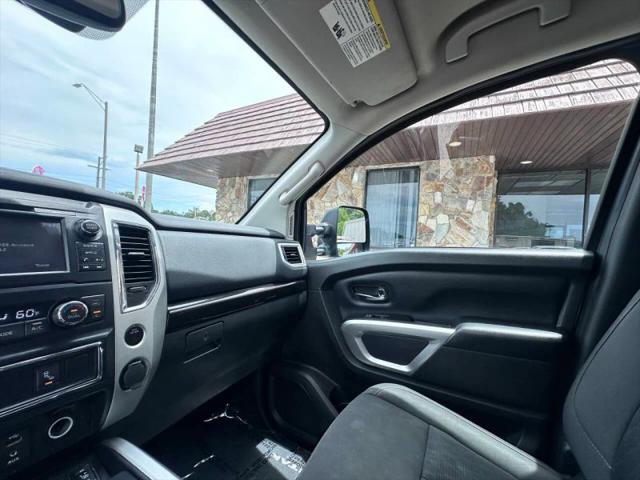 2018 Nissan Titan XD SV Gas