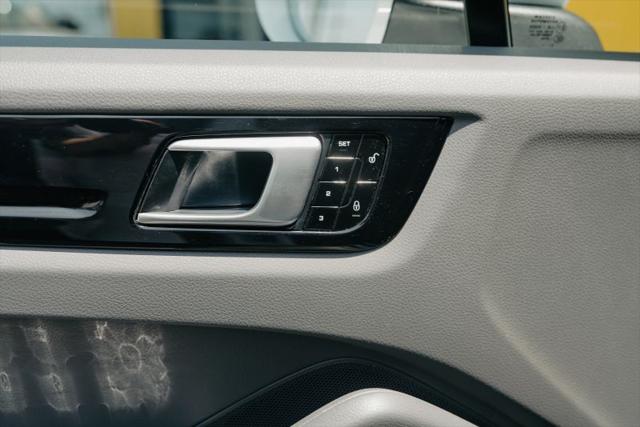 2019 Porsche Cayenne Base