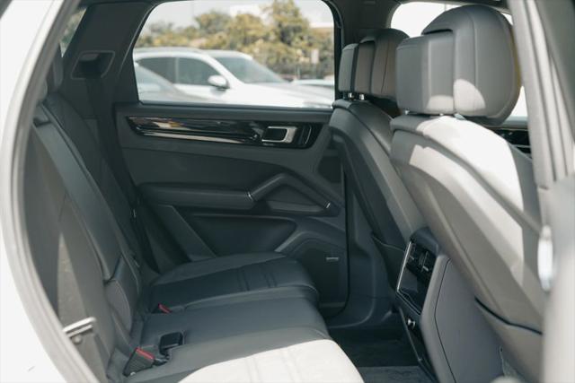 2019 Porsche Cayenne Base