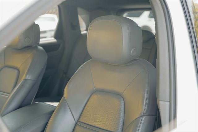 2019 Porsche Cayenne Base