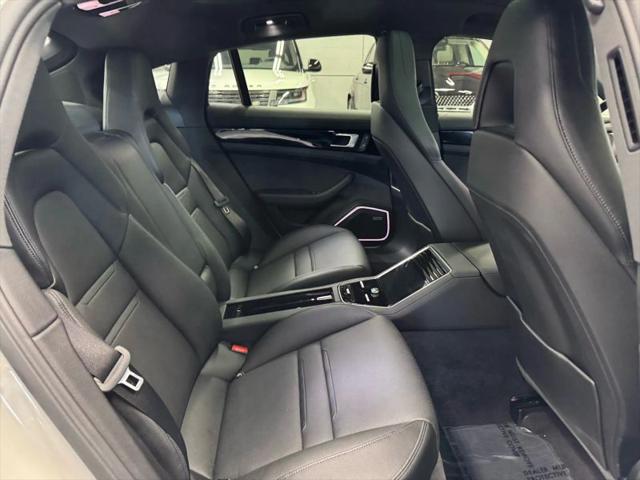 2022 Porsche Panamera E-Hybrid 4S