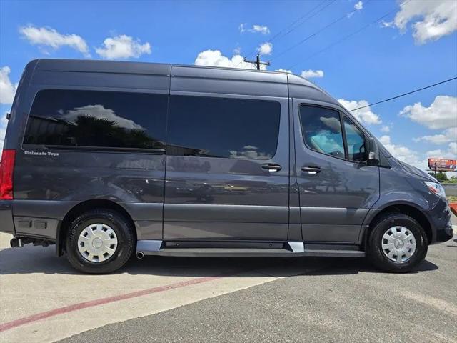 2022 Mercedes-Benz Sprinter 2500 Standard Roof V6