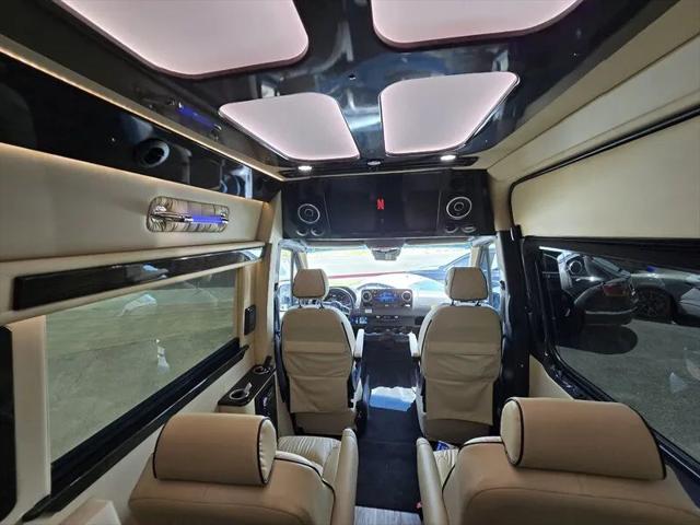 2022 Mercedes-Benz Sprinter 2500 Standard Roof V6