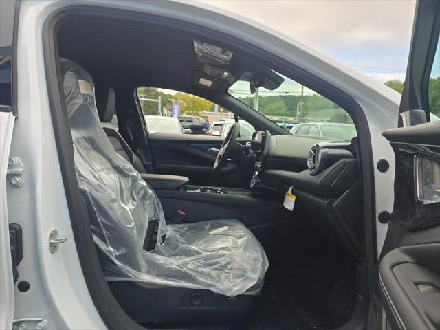 2025 Chevrolet V Blazer RWD LT