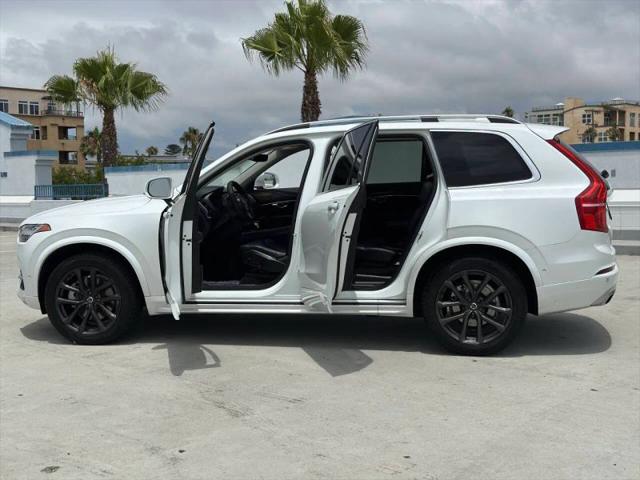 2019 Volvo XC90 T6 Momentum