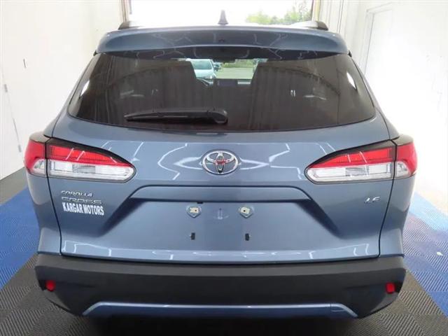 2024 Toyota Corolla Cross LE