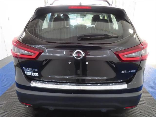 2022 Nissan Rogue Sport SL AWD Xtronic CVT