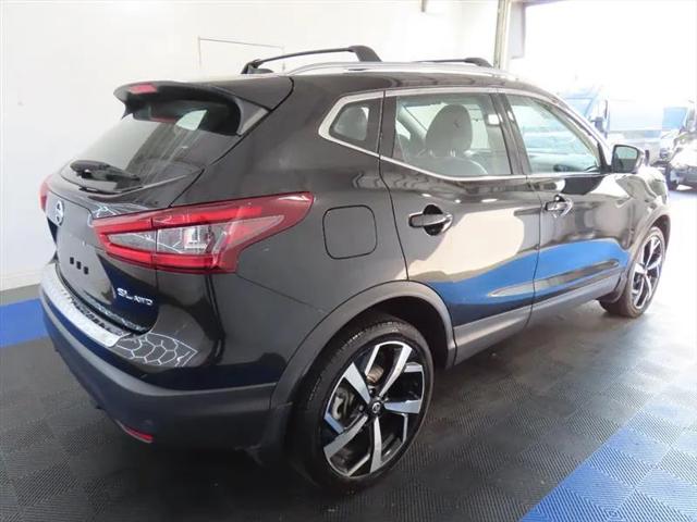 2022 Nissan Rogue Sport SL AWD Xtronic CVT