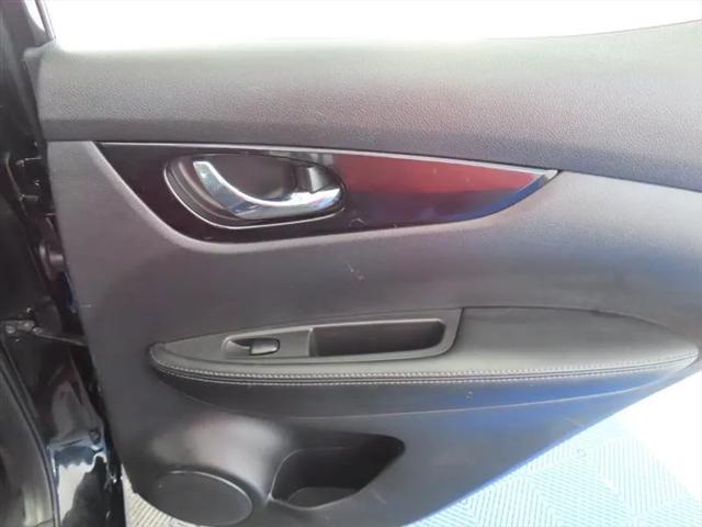 2022 Nissan Rogue Sport SL AWD Xtronic CVT