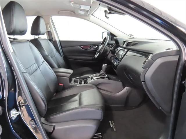 2022 Nissan Rogue Sport SL AWD Xtronic CVT