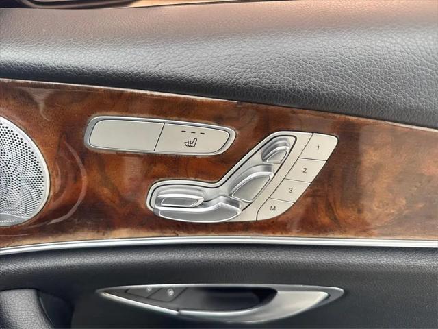 2018 Mercedes-Benz E-CLASS E 300 E 300
