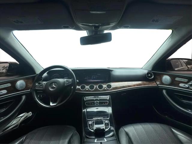 2018 Mercedes-Benz E-CLASS E 300 E 300