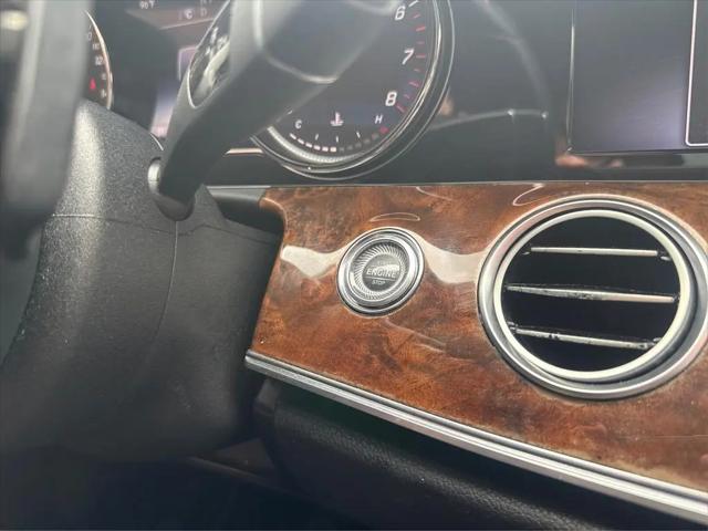 2018 Mercedes-Benz E-CLASS E 300 E 300