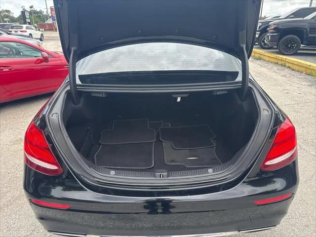 2018 Mercedes-Benz E-CLASS E 300 E 300
