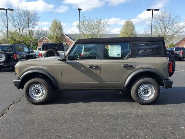 2025 Ford Bronco Base