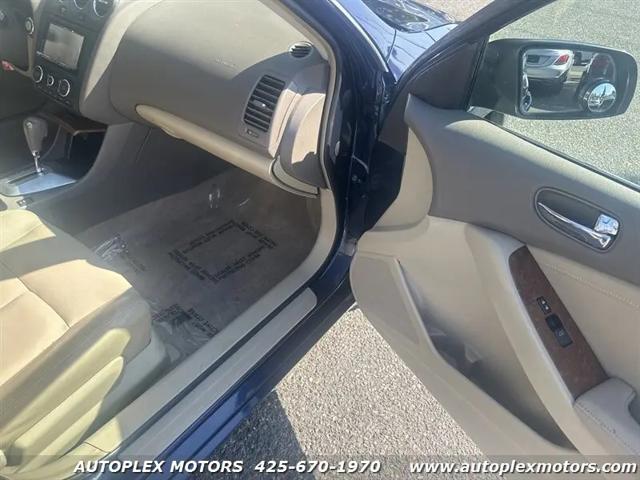 2009 Nissan Altima Base
