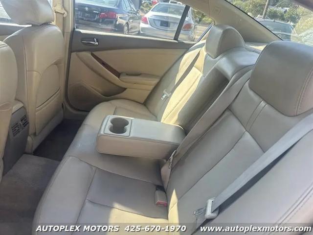 2009 Nissan Altima Base