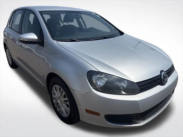 2013 Volkswagen Golf 2.5L 4-Door