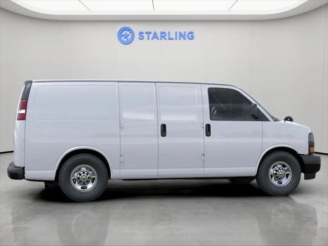 2025 Chevrolet Express Cargo Van RWD 2500 Regular Wheelbase WT