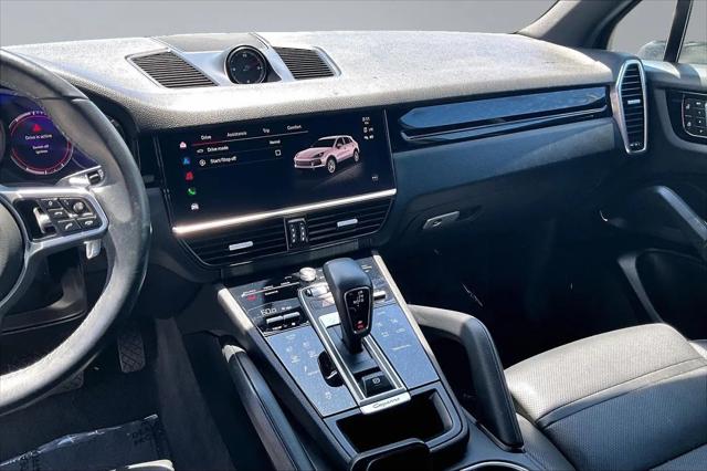 2022 Porsche Cayenne Platinum Edition