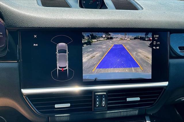 2022 Porsche Cayenne Platinum Edition