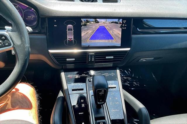 2022 Porsche Cayenne Platinum Edition