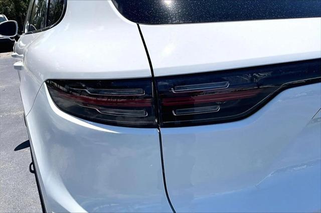 2022 Porsche Cayenne Platinum Edition