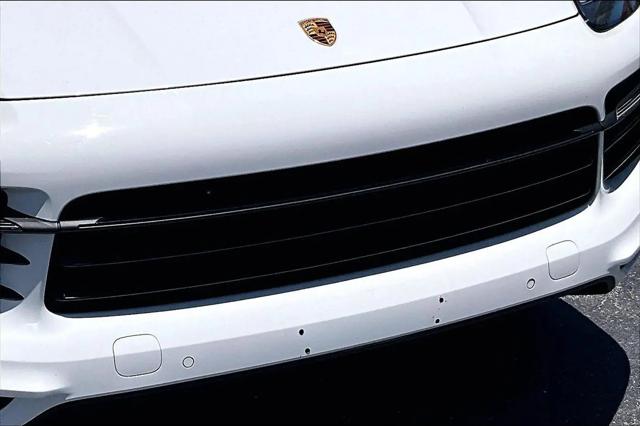2022 Porsche Cayenne Platinum Edition