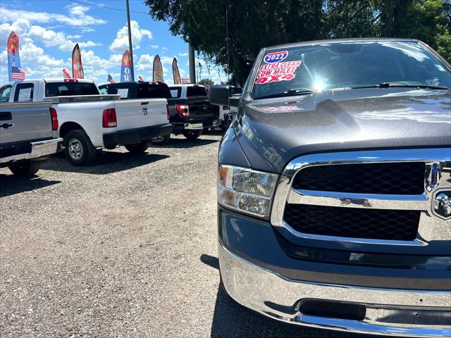 2022 Ram 1500 Classic SLT Crew Cab 4x4 5'7" Box