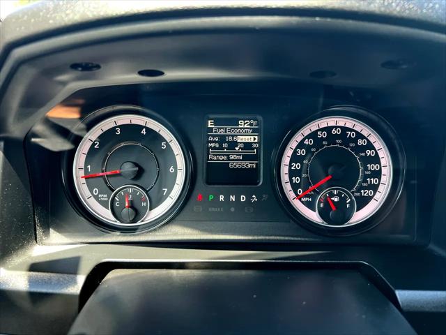 2022 Ram 1500 Classic SLT Crew Cab 4x4 5'7" Box