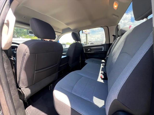2022 Ram 1500 Classic SLT Crew Cab 4x4 5'7" Box