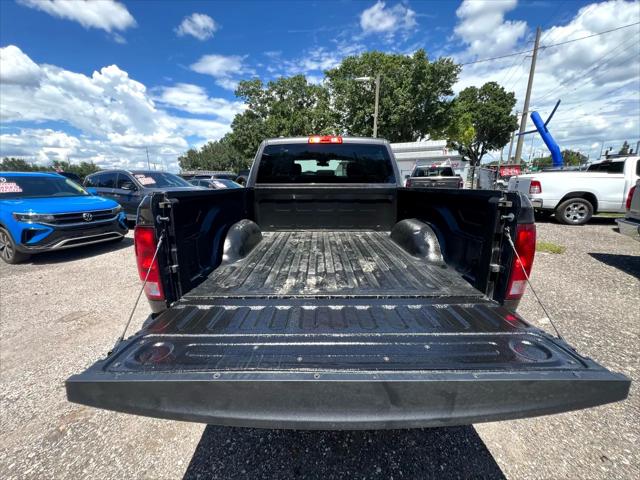 2022 Ram 1500 Classic SLT Crew Cab 4x4 5'7" Box