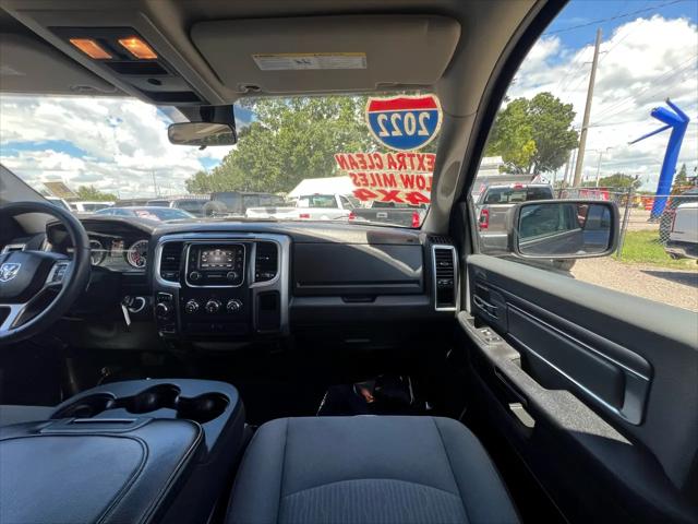 2022 Ram 1500 Classic SLT Crew Cab 4x4 5'7" Box
