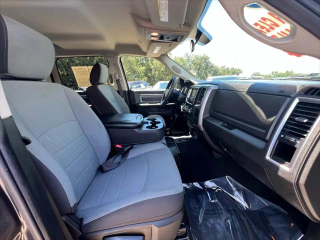 2022 Ram 1500 Classic SLT Crew Cab 4x4 5'7" Box
