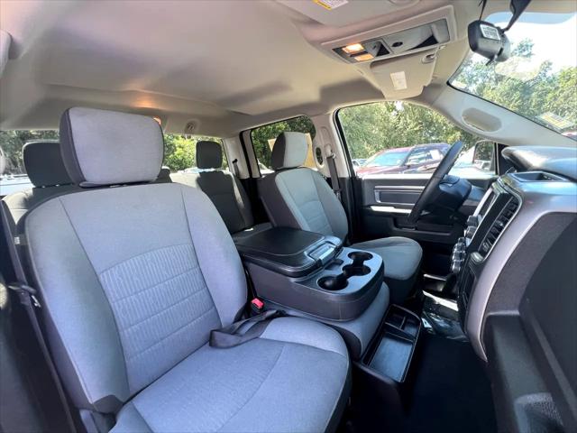2022 Ram 1500 Classic SLT Crew Cab 4x4 5'7" Box