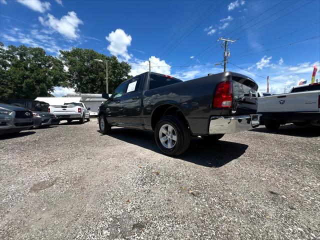 2022 Ram 1500 Classic SLT Crew Cab 4x4 5'7" Box