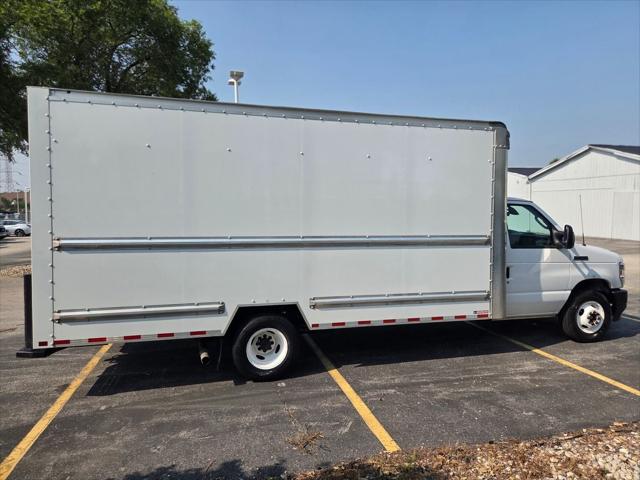 2021 Ford E-350 Cutaway Base Cutaway