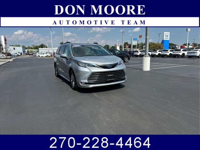 2023 Toyota Sienna XLE