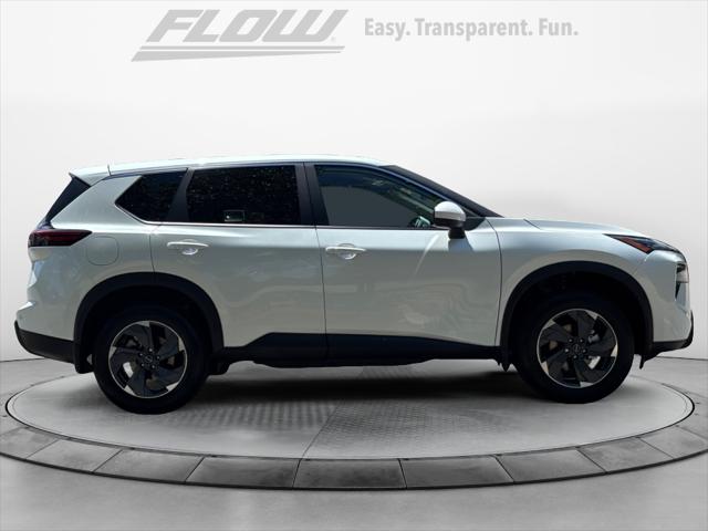 2025 Nissan Rogue SV FWD