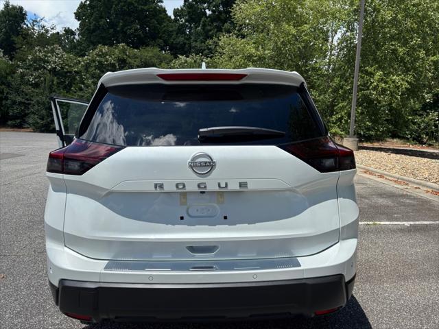 2025 Nissan Rogue SV FWD