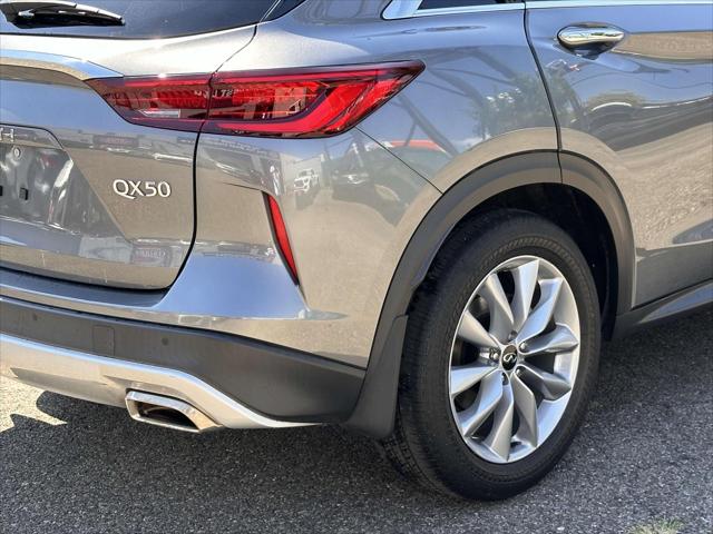 2022 INFINITI QX50 LUXE AWD [9]