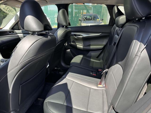 2022 INFINITI QX50 LUXE AWD [15]