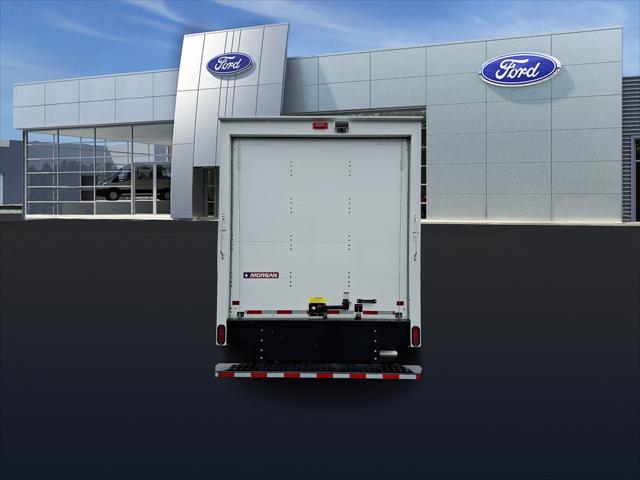 2025 Ford E-350 Cutaway Base Cutaway