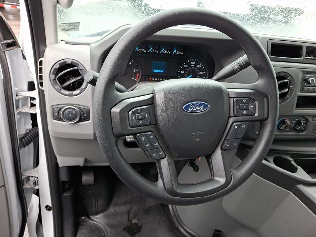 2025 Ford E-350 Cutaway Base Cutaway