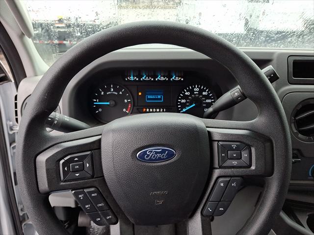 2025 Ford E-350 Cutaway Base Cutaway