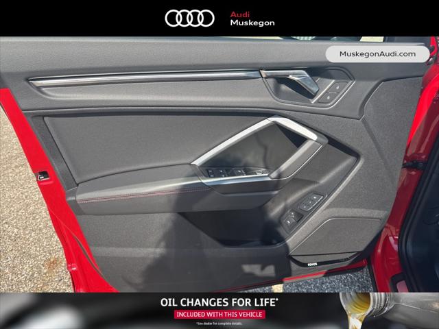 2025 Audi Q3 Premium 45 TFSI S line quattro Tiptronic