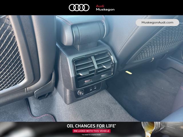 2025 Audi Q3 Premium 45 TFSI S line quattro Tiptronic