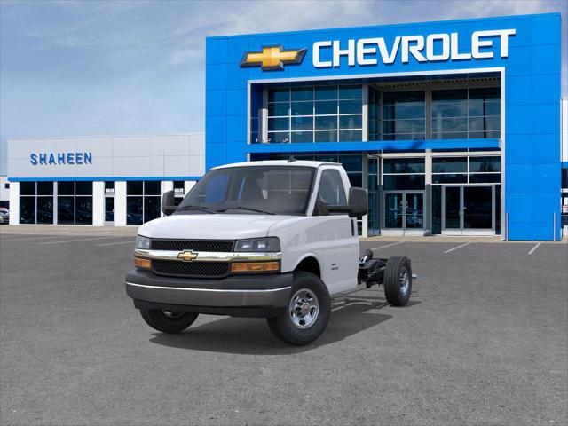 2025 Chevrolet Express Cutaway Work Van